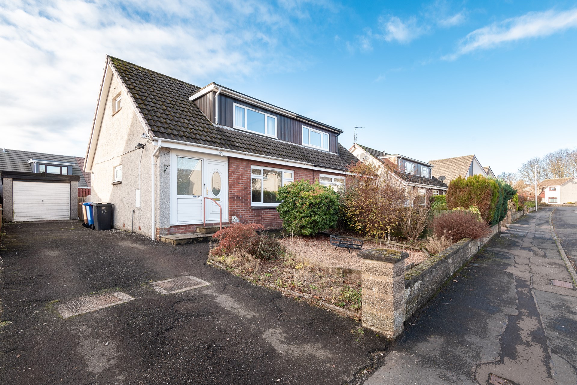 12 Rosehall Gardens, Dundee, DD2 4UE